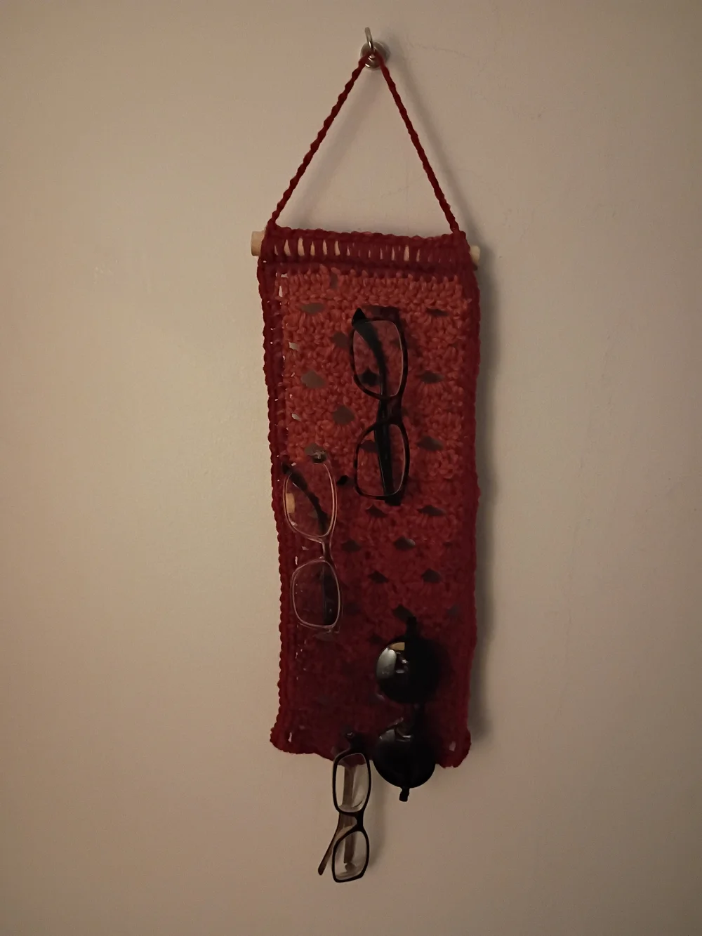 Red Crochet Wall Glasses Organizer Hanging Display